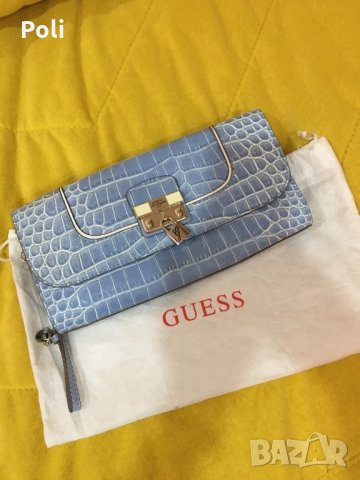 Клъч Guess, снимка 2 - Чанти - 24996571