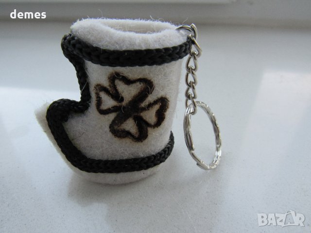 Ключодържател от филц - ботуш от Монголия, снимка 2 - Други - 23508972