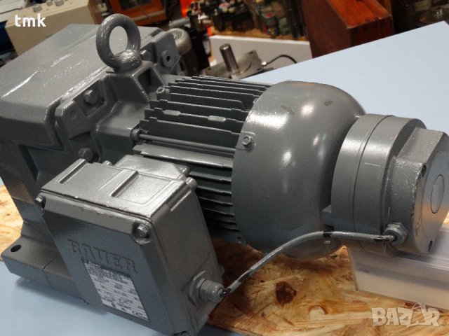 Мотор-редуктор Bauer със спирачка, снимка 6 - Електродвигатели - 24467835