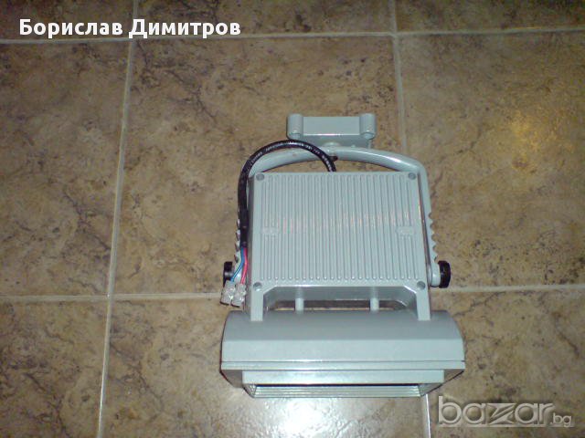 Продавам нов прожектор, снимка 6 - Прожектори - 13101864