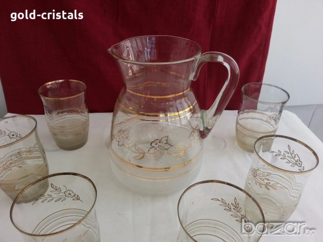 Стъклена кана с чаши с златни кантове и цветя , снимка 5 - Антикварни и старинни предмети - 19238832