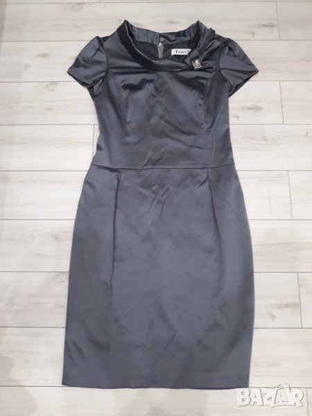 Сатенена сива рокля марка Тони М с къс ръкав , снимка 1