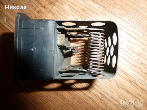 Резистор за степени на парно Опел Зафира, снимка 2 - Части - 21503981