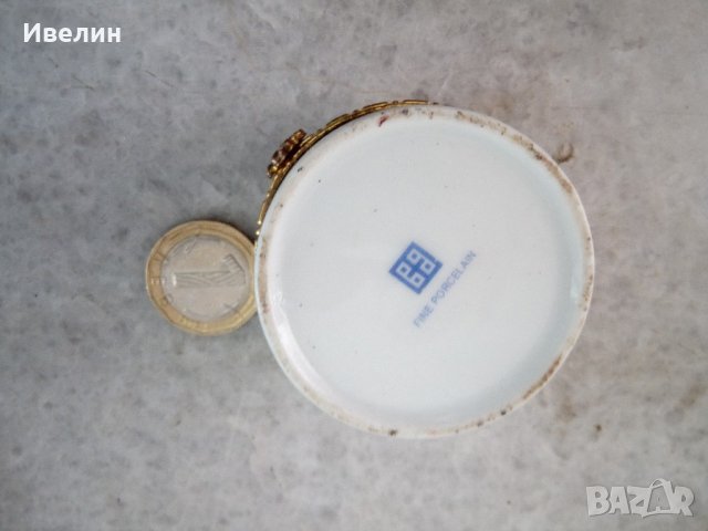 стара кутийка от костен порцелан, снимка 4 - Антикварни и старинни предмети - 21771140