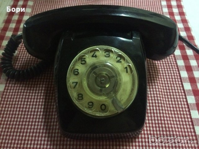 Ретро телефон, снимка 1 - Стационарни телефони и факсове - 21445408