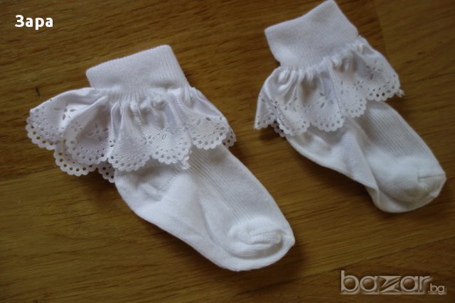 2 нови бодита + чорапки, снимка 7 - Бодита за бебе - 18023755