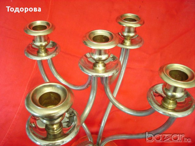 Стилен тежък масивен свещник от месинг и посребряване, снимка 4 - Антикварни и старинни предмети - 15724325