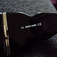 100 % оригинални слънчеви очила на Roberto Cavalli, снимка 2 - Слънчеви и диоптрични очила - 23605209