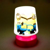 LED нощна лампа - миниони, снимка 3 - Настолни лампи - 22734173