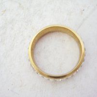 Красив пръстен с камъни, тип халка, снимка 3 - Антикварни и старинни предмети - 25561618