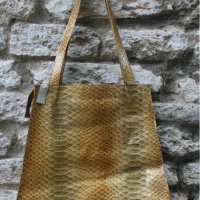 дамска чанта естествена кожа тип торба, снимка 7 - Чанти - 19428544