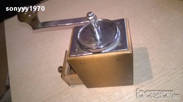 Kym=kym-красива ретро мелница-17х11х8см-внос швеицария, снимка 14 - Антикварни и старинни предмети - 18137449