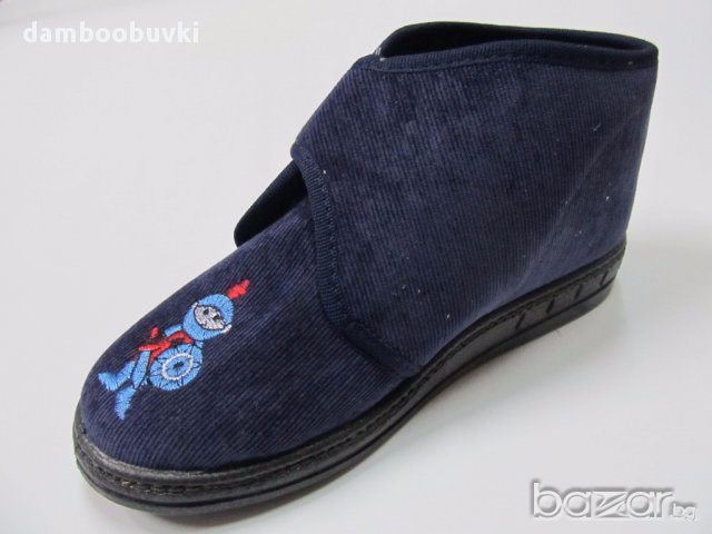 Български пантофи синьо кадифе, снимка 3 - Бебешки обувки - 17643787