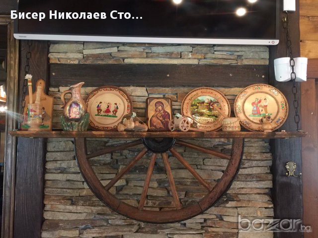 Рафт- етажерка от автентично колело на каруца!!!, снимка 4 - Декорация за дома - 10897306