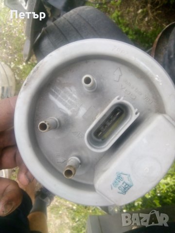 Помпа резервоар  Сеат Алхамбра,фолцваген шаран, снимка 2 - Части - 25164143