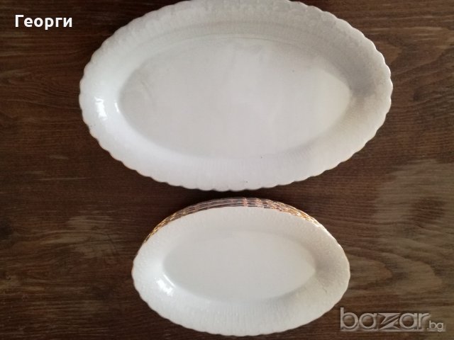 Порцеланов бял сервиз със златен кант, снимка 2 - Сервизи - 21113595