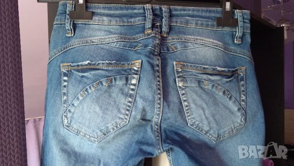 Накъсани дънки/S, снимка 5 - Дънки - 25315391