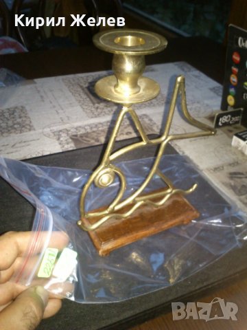 Стар Месингов свещник, снимка 3 - Антикварни и старинни предмети - 23208480