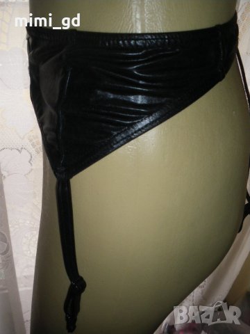 Черен жартиерен колан ''мокър ефект'' имитиращ кожа, снимка 2 - Бельо - 25265979