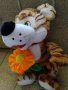 Плюшено тигърче с цвете, снимка 6