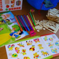 Детски комплект за рисуване с много формички от дърво + флумастри с книжка, снимка 4 - Рисуване и оцветяване - 26155798