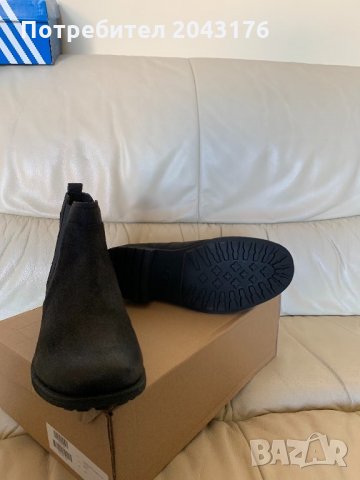Боти UGG, снимка 3 - Дамски боти - 24605447