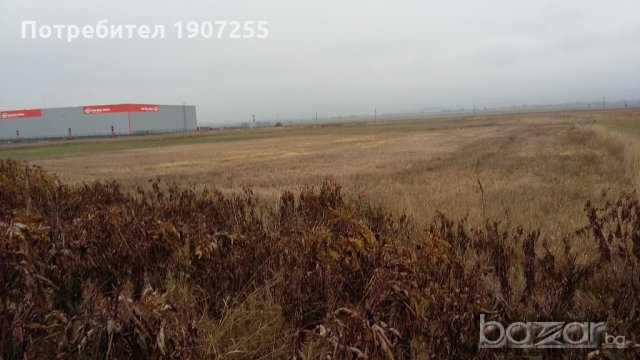 Имот подходящ за складови площи или предприятие, снимка 4 - Парцели - 20908147