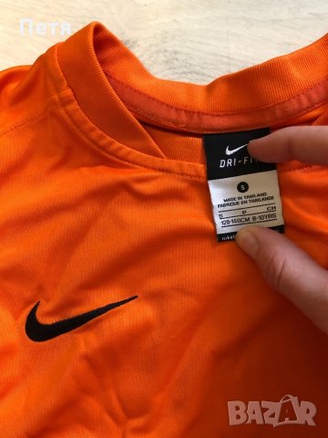 Nike Оригинална тениска с надпис Валентин, снимка 2 - Детски Блузи и туники - 25310389