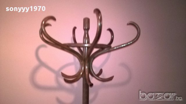 Ретро закачаклка-дървена и лакирана 2 метра-много запазена