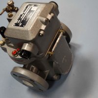 предпазно газово реле Бухголц VEB BF 25/10 6 RGW 250-76 monitoring relay for tap changer, снимка 3 - Резервни части за машини - 23981659