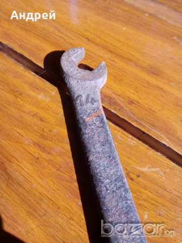 Старинен гаечен ключ, снимка 3 - Антикварни и старинни предмети - 19758728