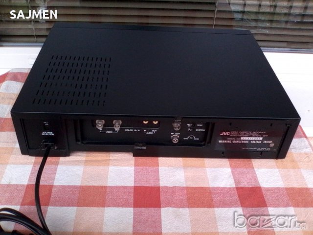 JVC HR-D300EM видео дек, снимка 5 - Декове - 8694117
