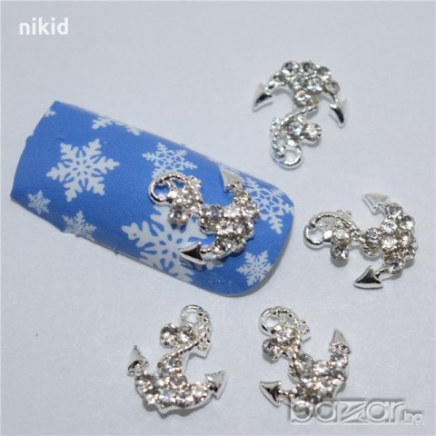 котва с камъчета бижу декорация за нокти маникюр