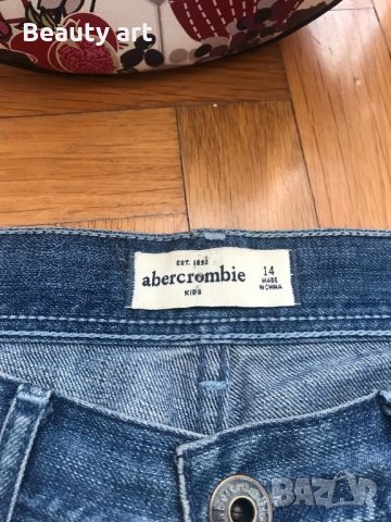 Abercrombie - секси къси дънкови панталонки , размер - XS, снимка 2 - Къси панталони и бермуди - 25867164