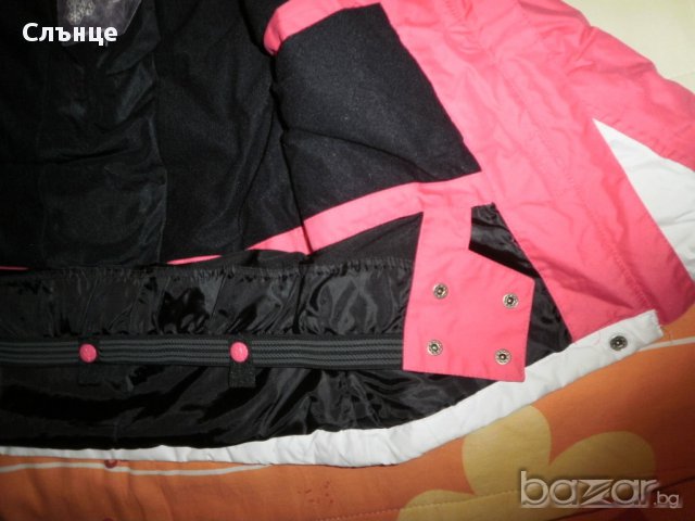 Скиорско яке + подаръци, за 7/8 години, снимка 7 - Зимни спортове - 16157847