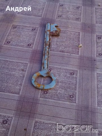 Стар ключ, снимка 2 - Антикварни и старинни предмети - 19496078
