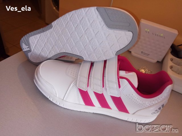 Adidas 39 1/3 номер нови маратонки, снимка 1 - Маратонки - 19748485