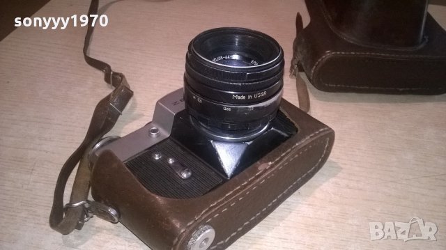 zenit b-made in ussr-ретро фотоапарат+кожен кобур, снимка 8 - Фотоапарати - 21759364