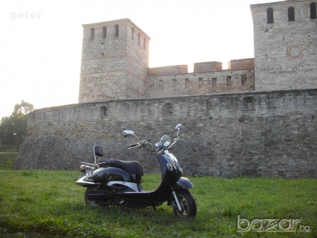 VESPA  Електрически скутер 1500 Watt Retro E-Scooter , снимка 12 - Мотоциклети и мототехника - 11938894