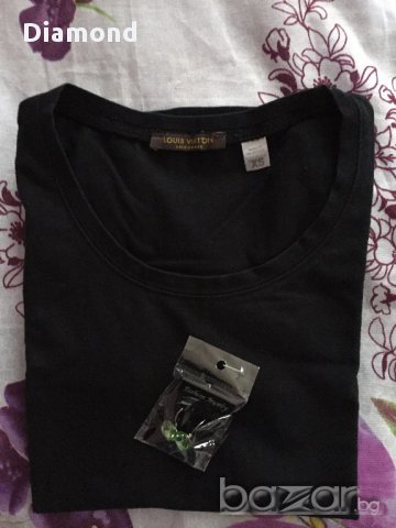 100 % Louis Vuitton автентична дамска тениска със сериен номер, снимка 9 - Тениски - 14305954