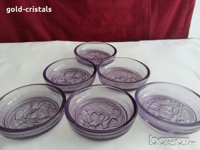 Стъклени лилави чинийки купички, снимка 2 - Антикварни и старинни предмети - 20291778