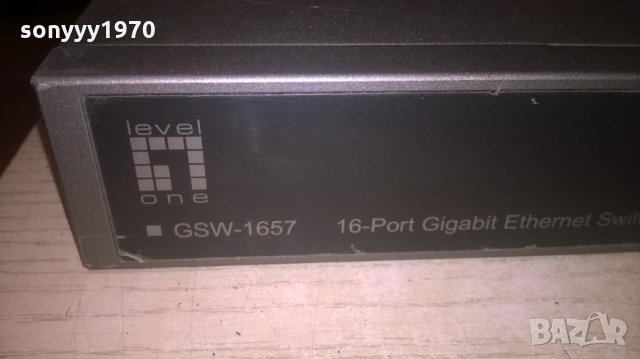 levelone gsw-1657 16 port gigabit ethernet switch, снимка 2 - Суичове - 25722864