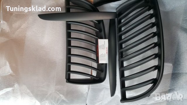 Черни бъбреци за BMW E90 (2005-2008) с наклонени ребра, снимка 2 - Аксесоари и консумативи - 17435095