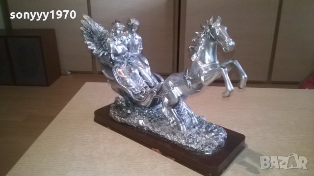 кон с младоженци-красива тежка фигура-32х23х12см, снимка 13 - Антикварни и старинни предмети - 24715471