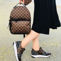 Дамска раница портфейл и спортни обувки louis vuitton код311, снимка 1 - Маратонки - 21870493