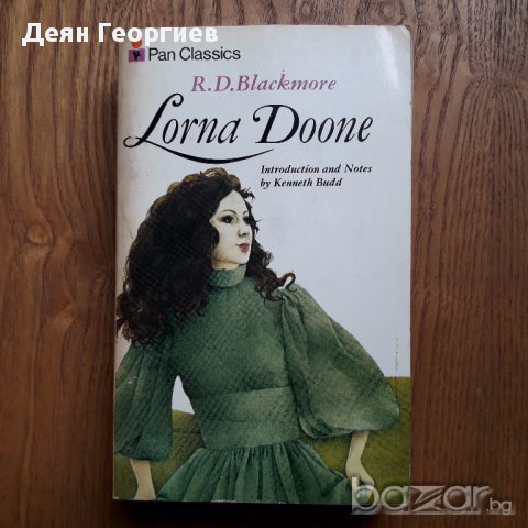 Продавам оригинална английска книга Lorna Doone на R.D.Blackmore, снимка 1 - Чуждоезиково обучение, речници - 17526607