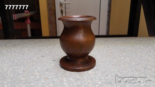 Масивна малка медна вазичка, снимка 3 - Антикварни и старинни предмети - 16325750