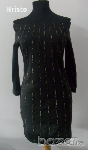 Черна рокля с интересни елементи размер С, снимка 2 - Рокли - 8805211
