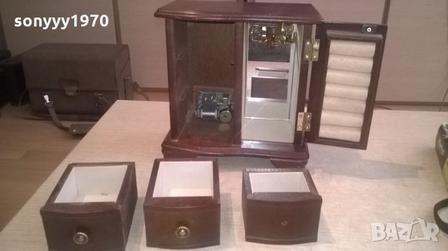 красива музикална кутия с огледало и чекмеджета-от швеицария, снимка 9 - Колекции - 25413749