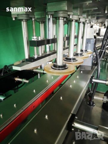 Автоматична затваряща машина за пластмасови капачки(без елеватор ), снимка 2 - Други машини и части - 25572495